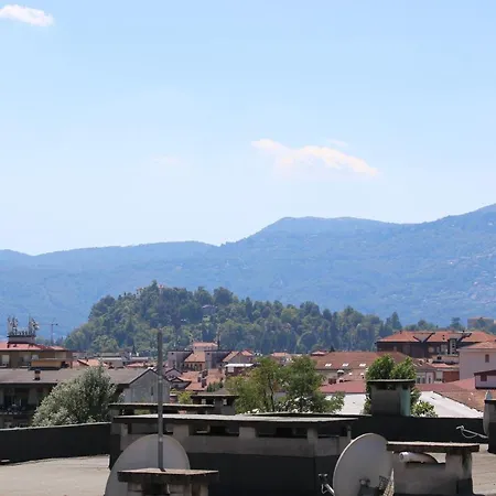 Апартаменты Lake Getaway Da Christine Casa Vacanze